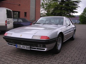 Ferrari 400i